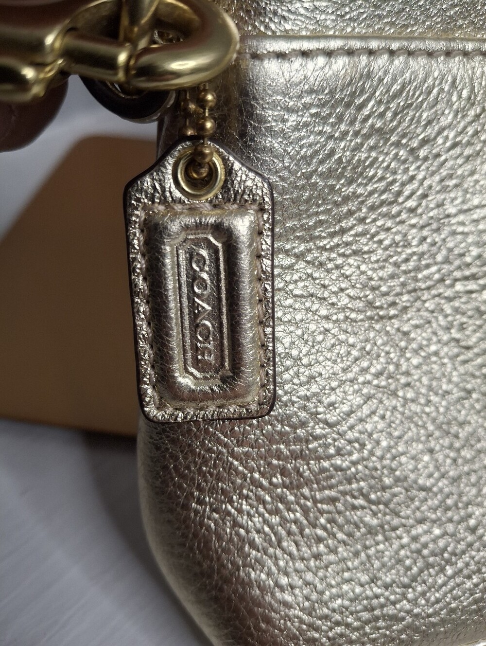 Coach Metallic Gold Pebbled Leather Large Wristlet Clutch EUC - Picture 6 of 6
